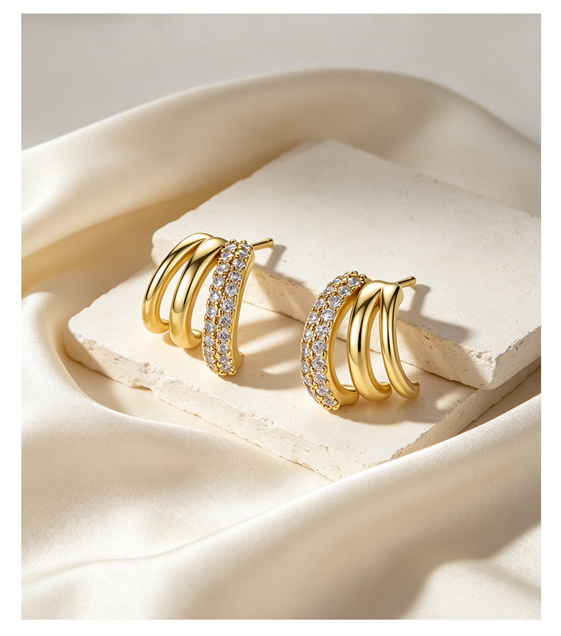 Pavé Studs