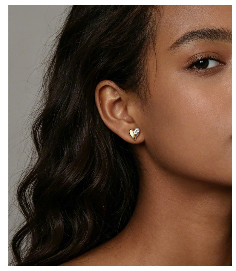 Facet Studs