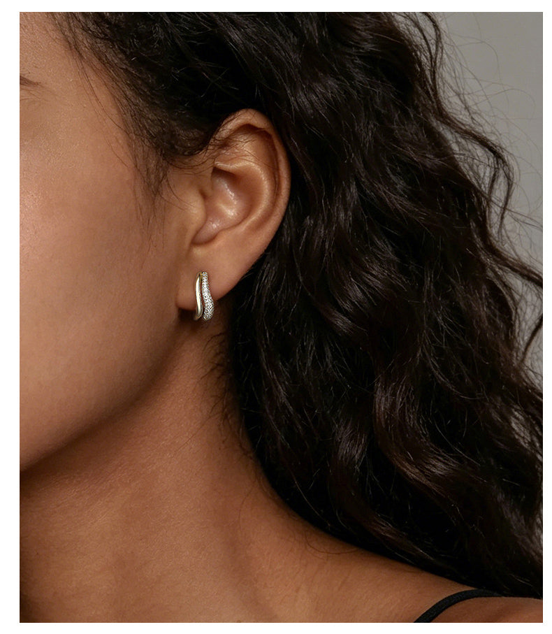 Shimmer Studs